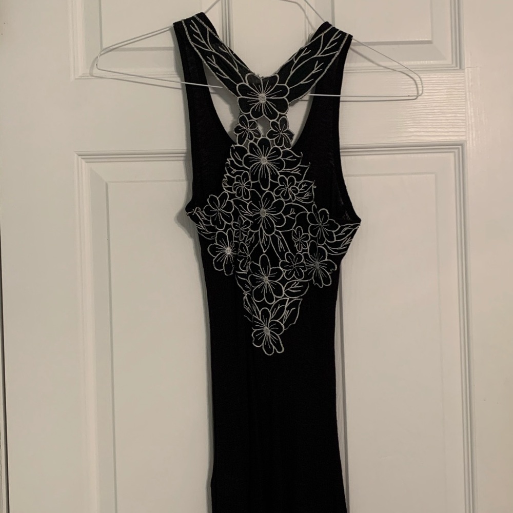 Black Ribbed Tank - Picture 2 of 2